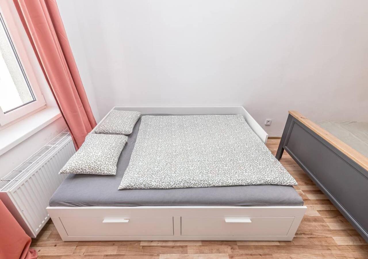 Elegance Apartments Prag Dış mekan fotoğraf